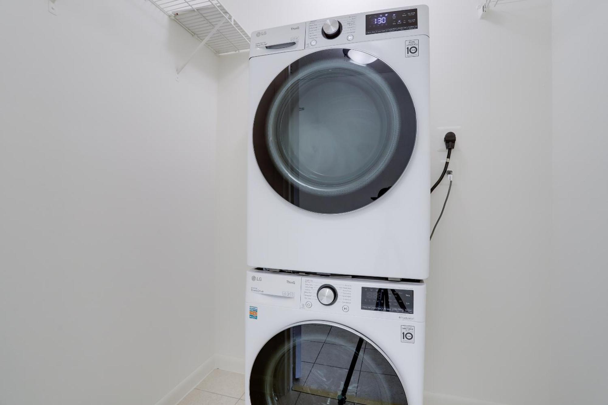 Spacious 2 Bedrooms Apt @Crystal City With Gym Arlington Exterior foto